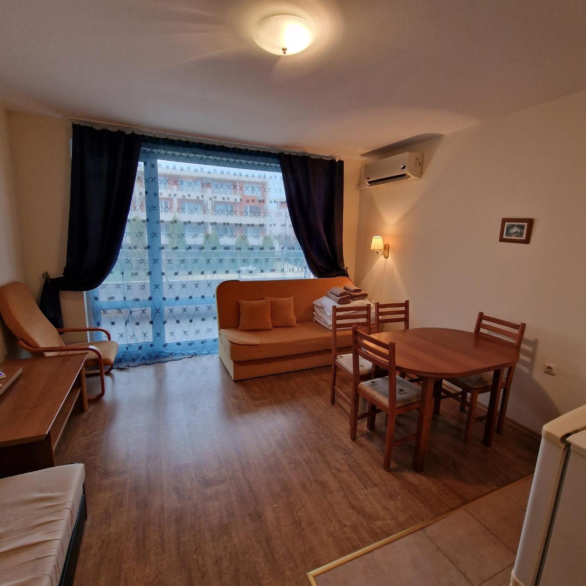 Nessebar Fort Club - Prestige Apartments Slăntjev Brjag Rum bild