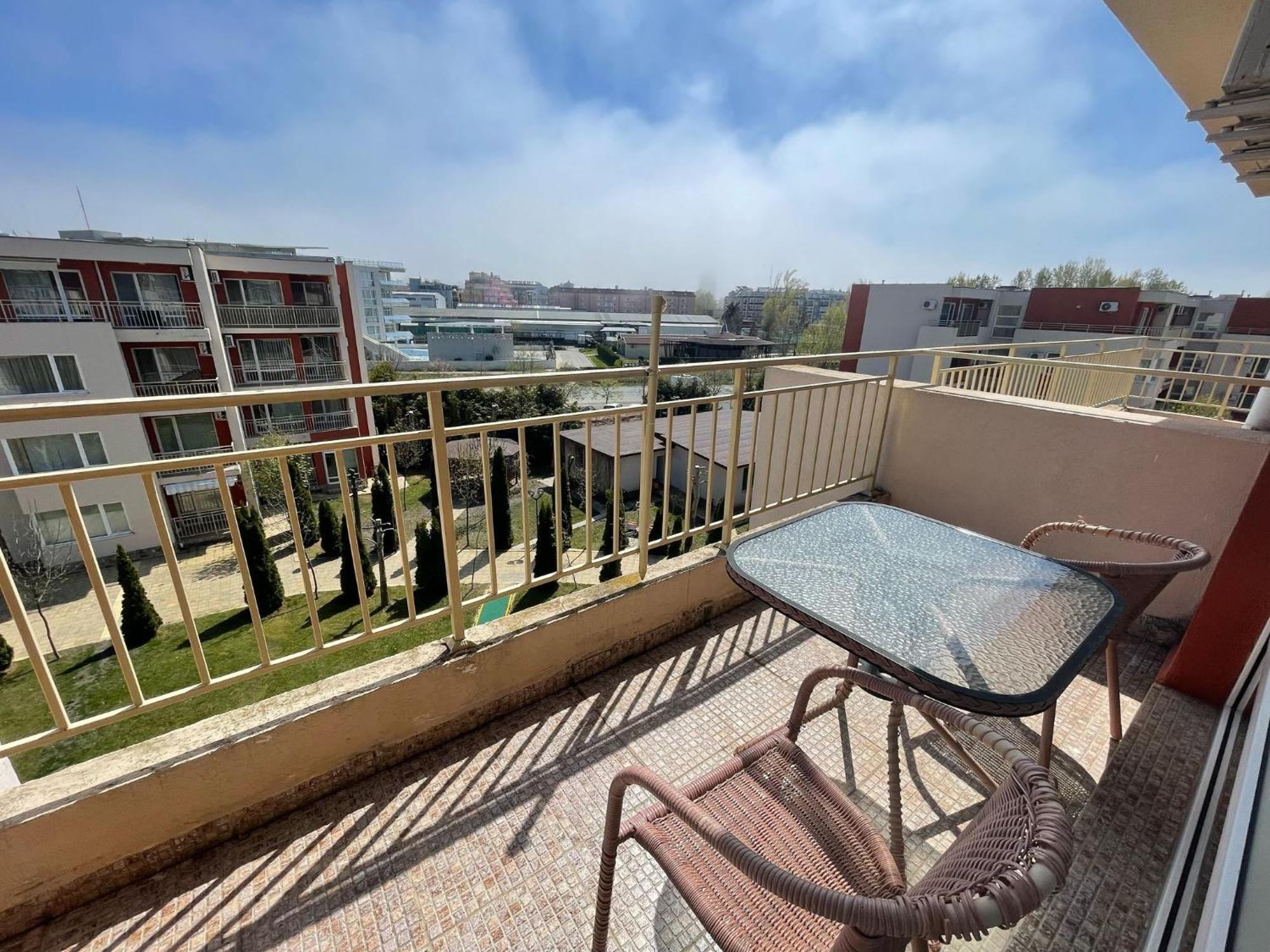 Nessebar Fort Club - Prestige Apartments Slăntjev Brjag Rum bild